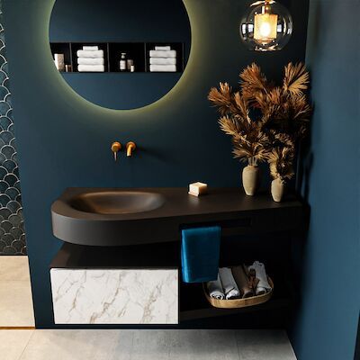 MONDIAZ RIVA 120cm badmeubel onderkast / planchet kleur carrara met 1 lade. Wastafel DULCET links 0 kraangaten kleur Urban.