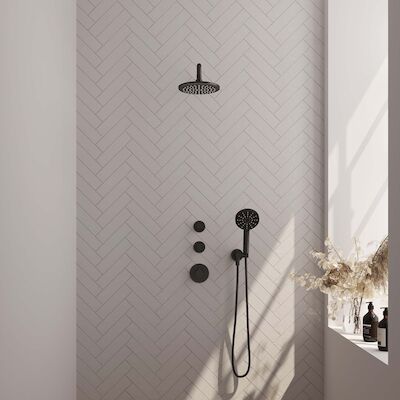 Regendoucheset Inbouw Brauer Black Carving Thermostatisch 20cm met Gebogen Wandarm en Handdouche 3-Standen Losse Stopkranen Mat Zwart